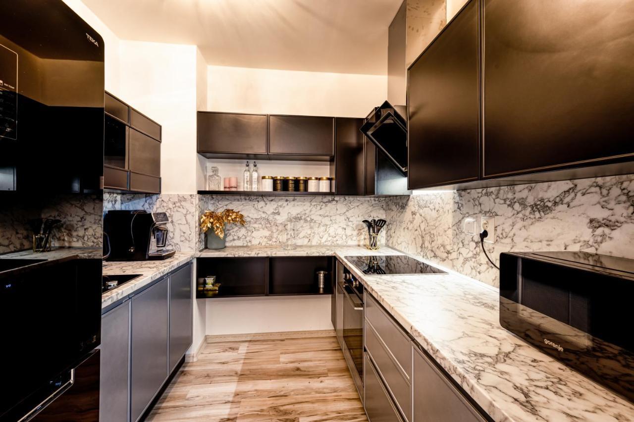 Apartman Sabina Liptovský Mikuláš Exteriör bild